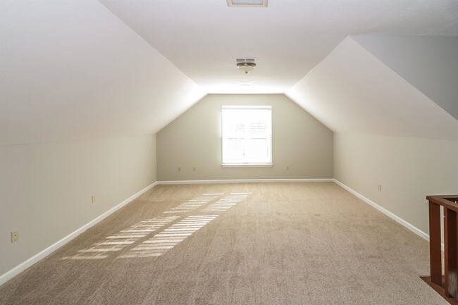 Building Photo - 4415 Bunker Hill Dr
