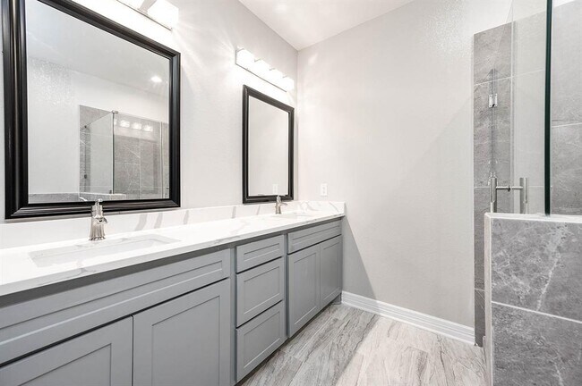 Building Photo - 4014 Mitote Dr