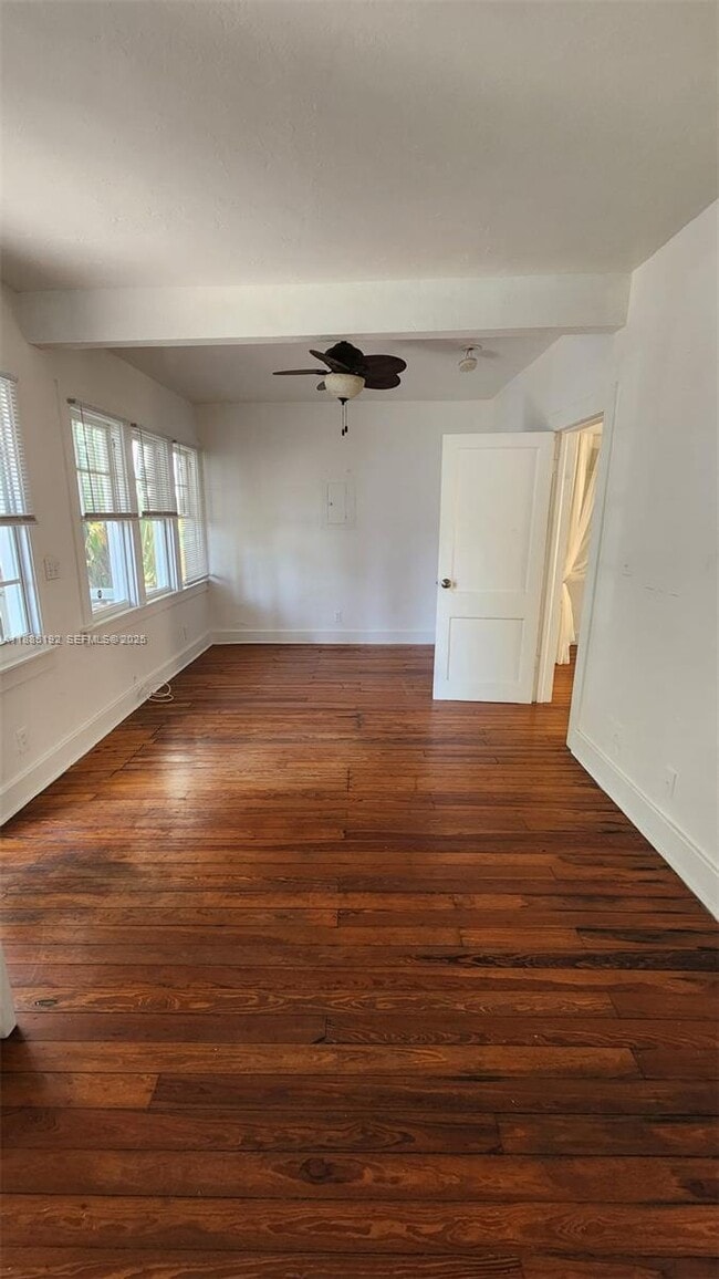 Building Photo - 315 Eucalyptus St