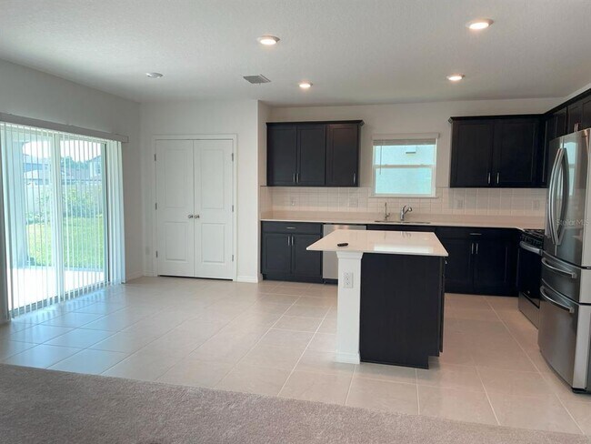 Building Photo - 3943 Almond Brk Blvd