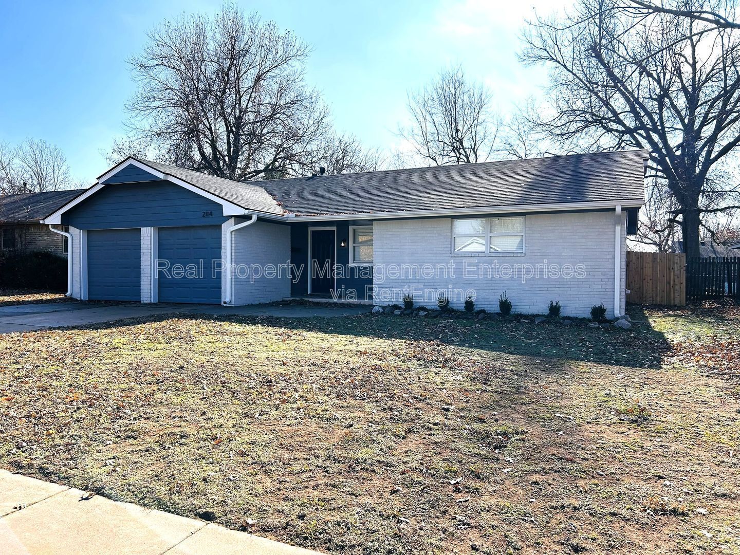 Building Photo - 2114 Allenhurst St