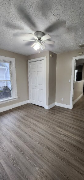 Building Photo - 175 Saltonstall Ave