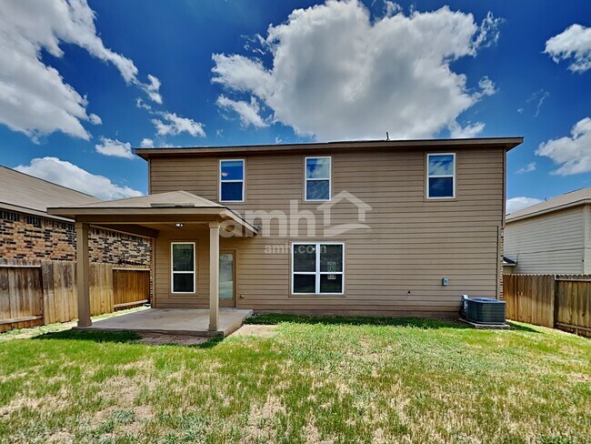 Building Photo - 7931 Bluewater Cove