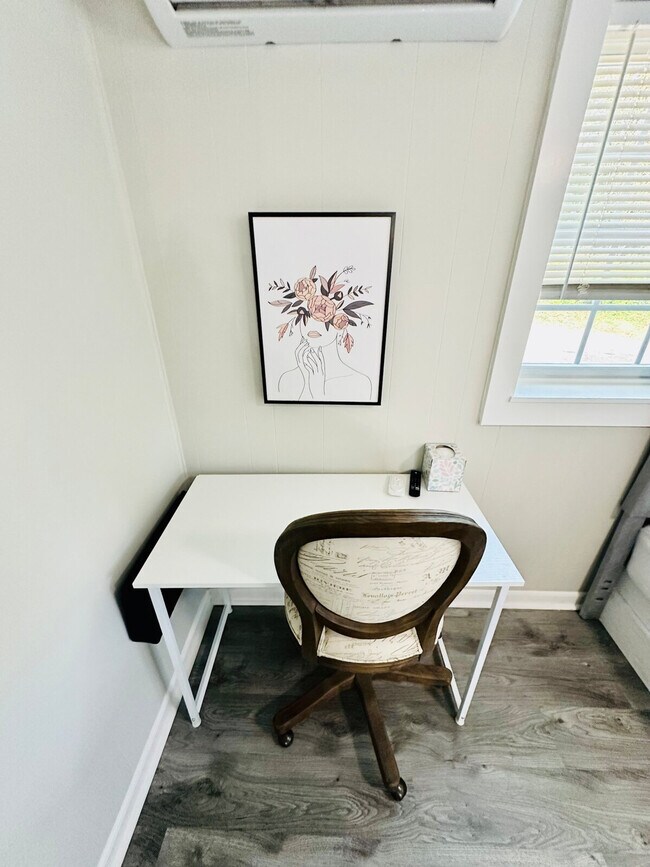 Building Photo - 1B Christopher St