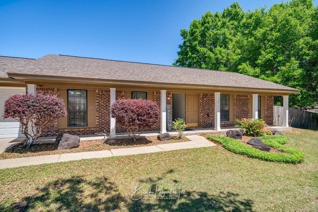 Building Photo - 7811 Woodpointe Dr