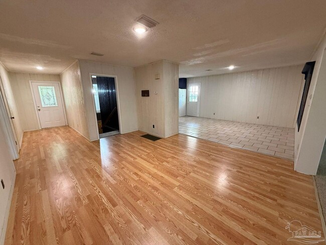 Building Photo - 4801 Berryhill Rd