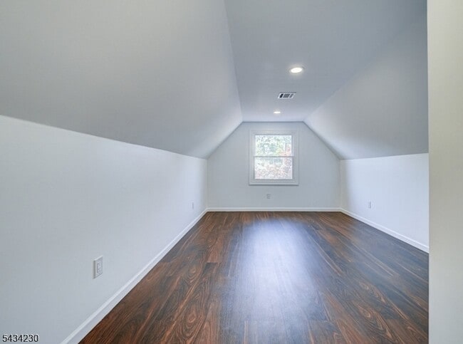 Building Photo - 217 Heywood Ave