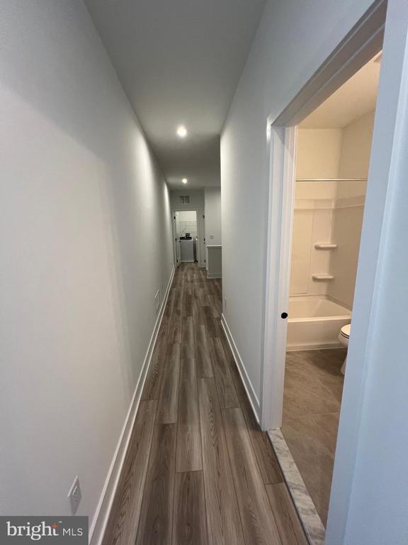 Building Photo - 8106 Donatello Dr
