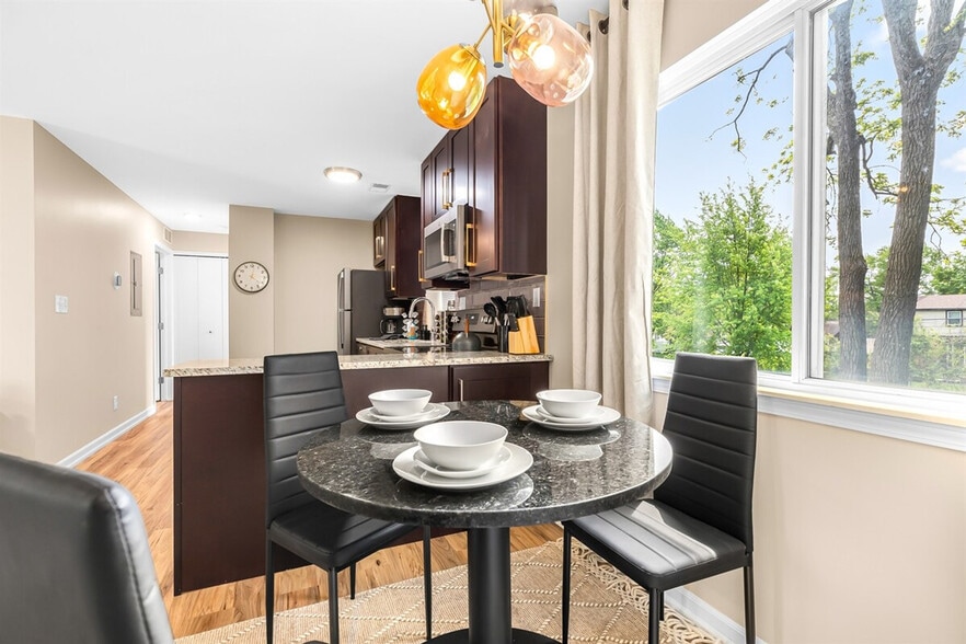 Building Photo - 18443 Sharon Ln