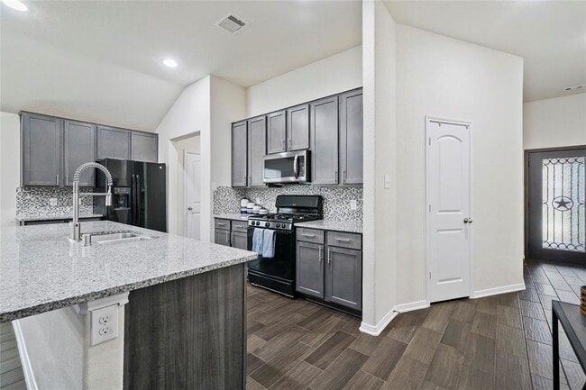 Building Photo - 2520 Quartz Trail