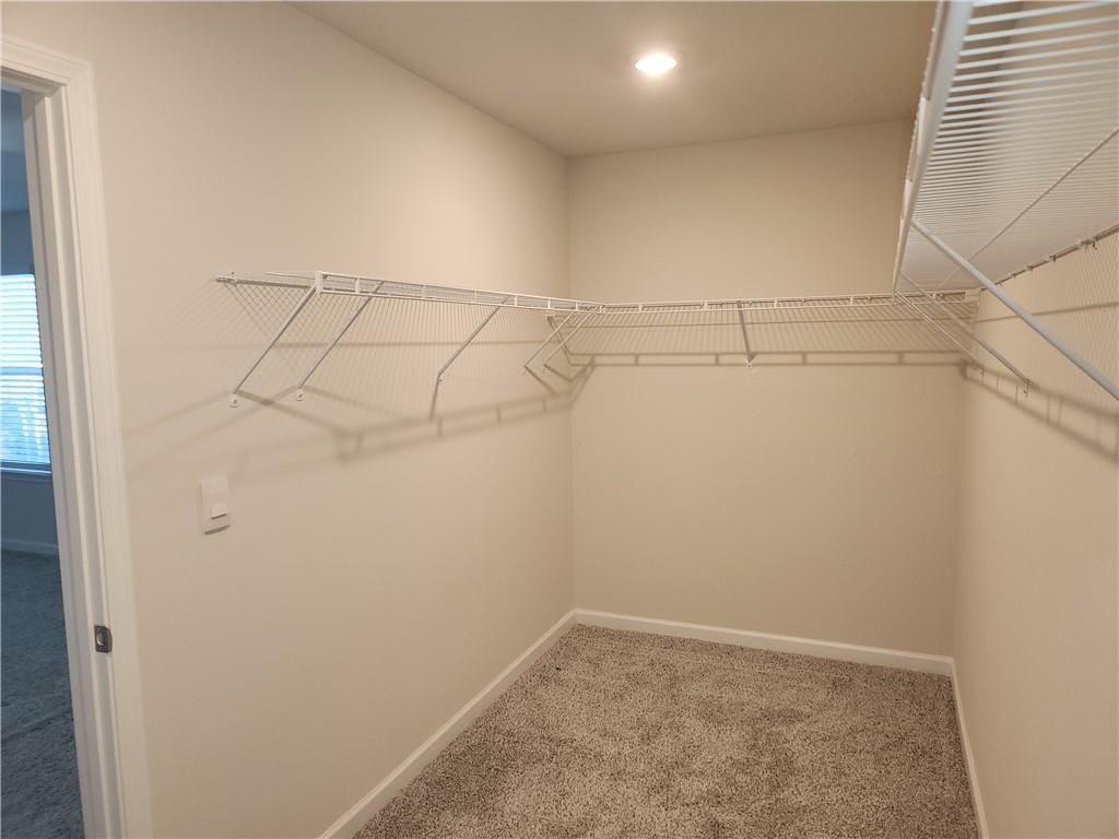 Building Photo - 65 Cedar Ln