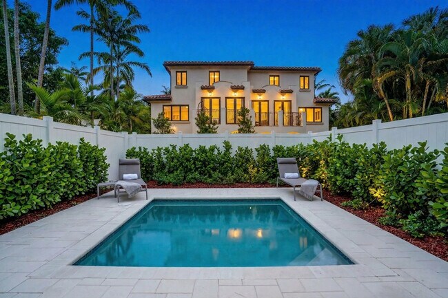 Building Photo - 1111 E Las Olas Blvd