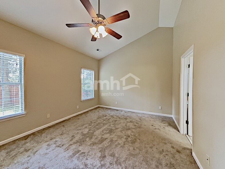 Building Photo - 1200 Nighthawk Ct