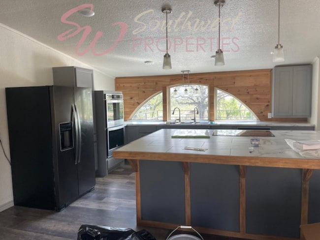 Building Photo - 3 Bedroom 2 Bathroom in the country!