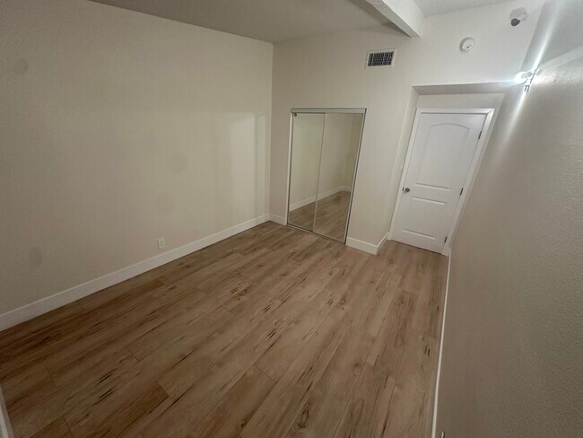 Building Photo - 19429 Lull St