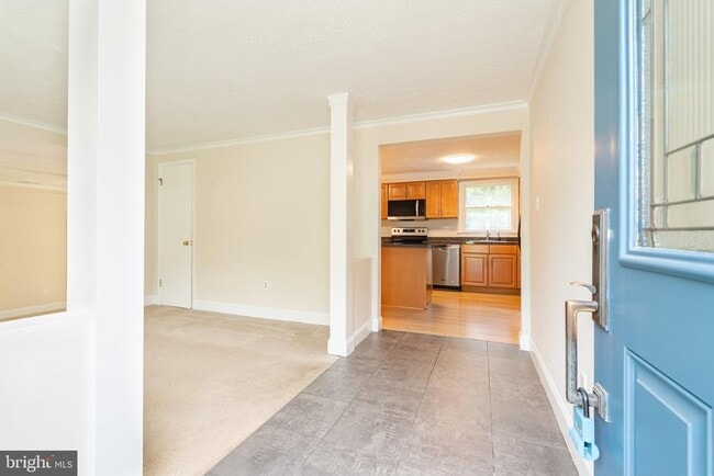 Building Photo - 60 Killdeer Ave