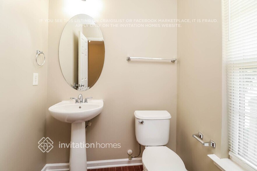 Building Photo - 2740 Markham Woods Ct