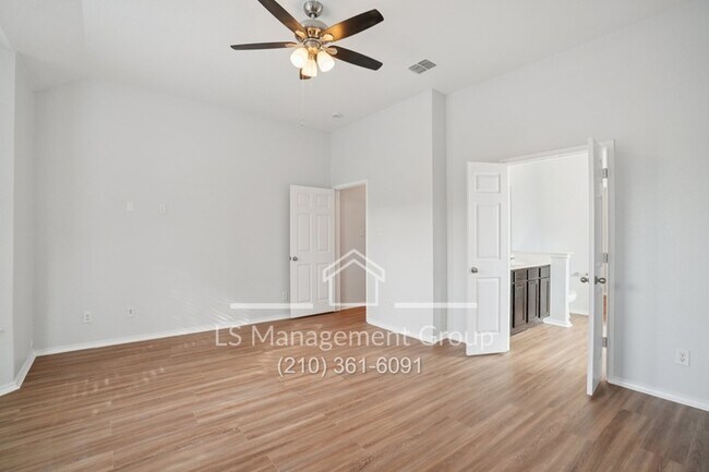 Building Photo - 6018 Upland View