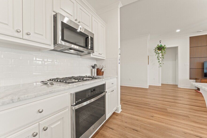 Building Photo - 1520 Tradewater Rd