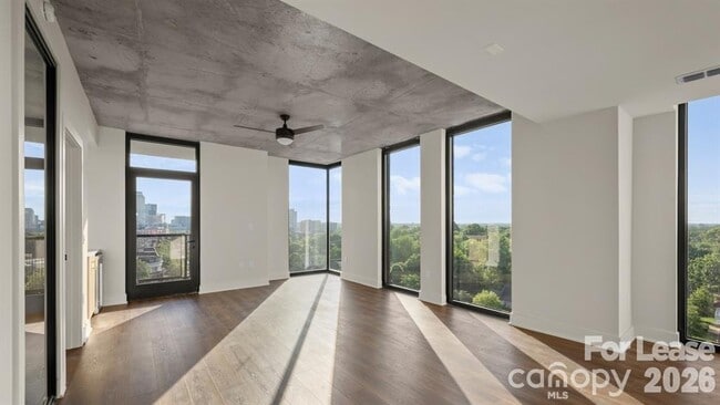 Building Photo - 124 E Kingston Ave