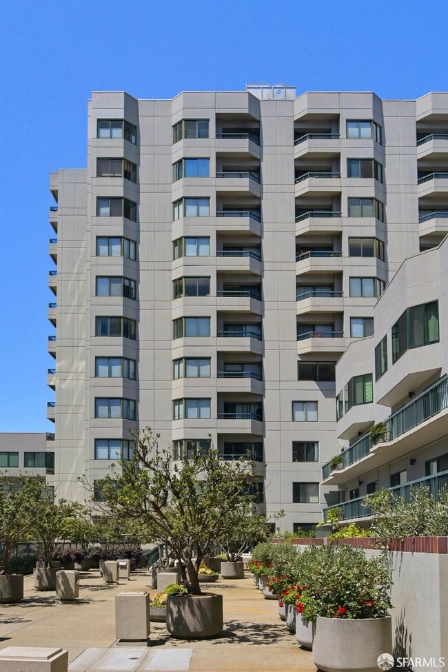 Building Photo - 601 Van Ness Ave