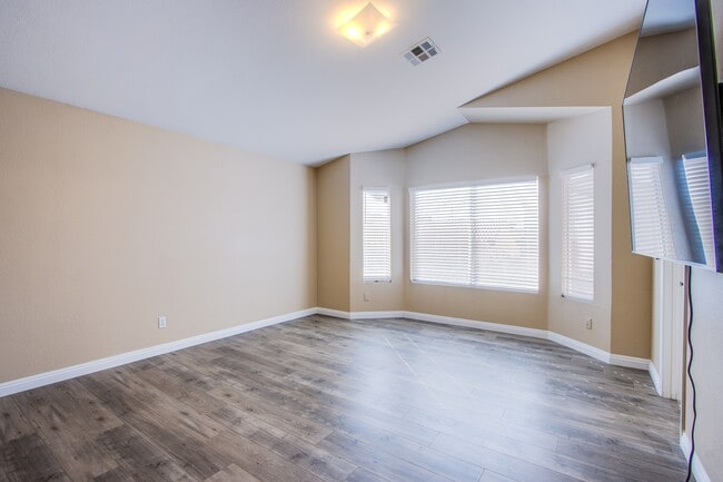 Building Photo - 8313 Eugene Grayson Ct