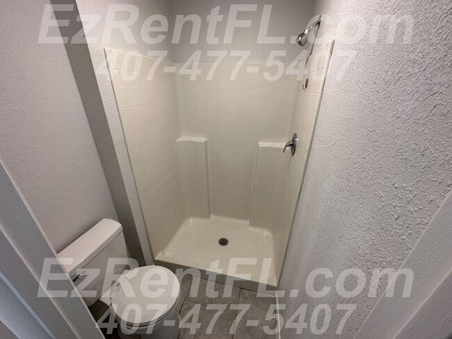 Building Photo - 273 McKay Blvd