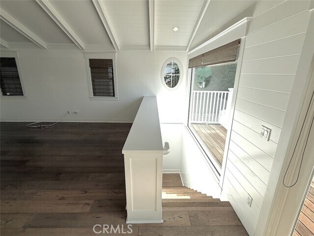 Building Photo - 524 13th St