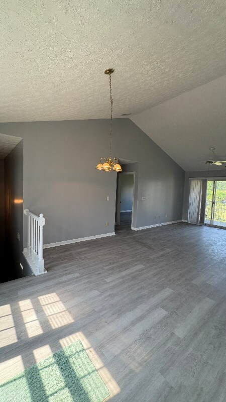 Building Photo - 4676 Court Yard Dr