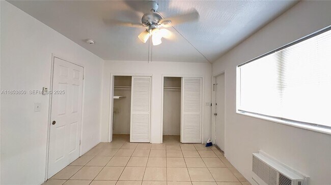 Building Photo - 4317 NE 21st Ave