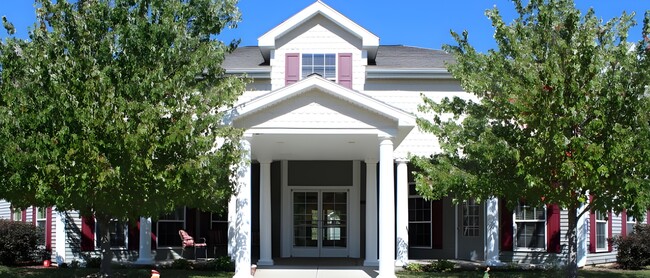 Building Photo - Brooke Pointe