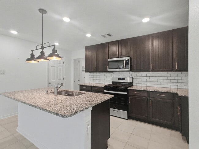 Building Photo - 1310 Cardinal Trl