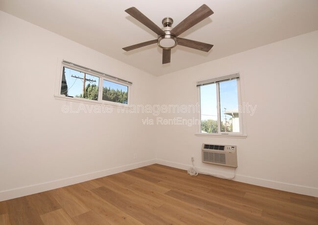 Building Photo - 14115 Gilmore St