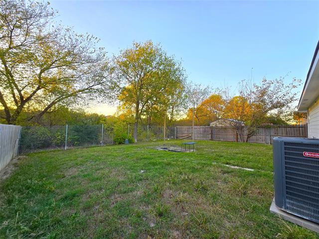 Building Photo - 7546 Rice Ln