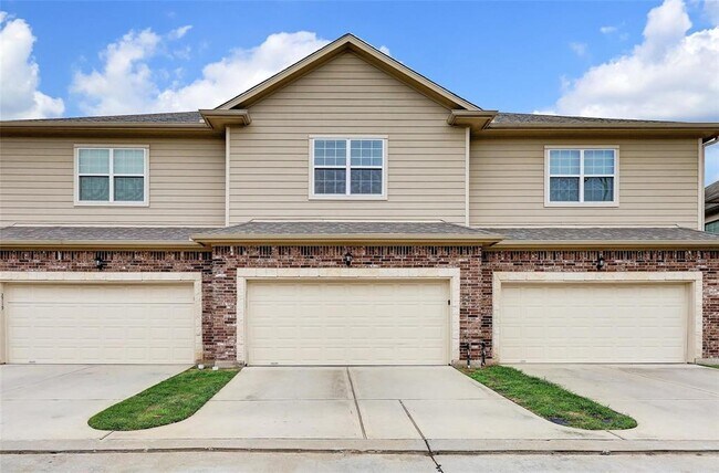 Building Photo - 2723 Misty Heath Ln