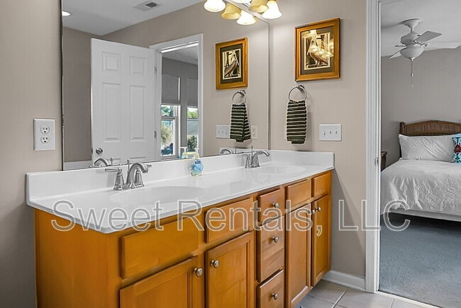 Building Photo - 1519 Thoroughbred Blvd