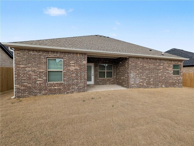 Building Photo - 6907 SW High Meadow Blvd