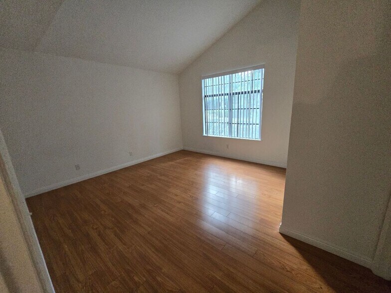 Building Photo - 1405 Bodega Way