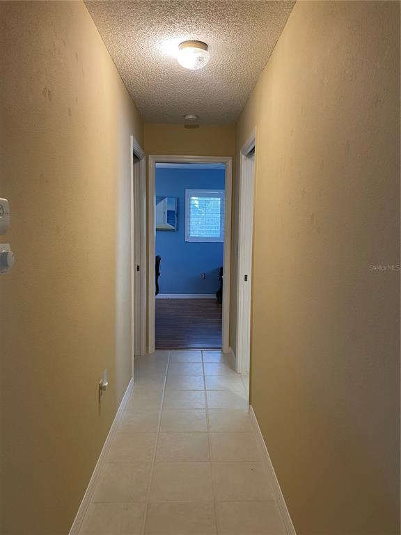 Building Photo - 10405 Sandrift Ave