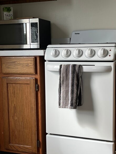 Building Photo - 424 Creek Farm Road