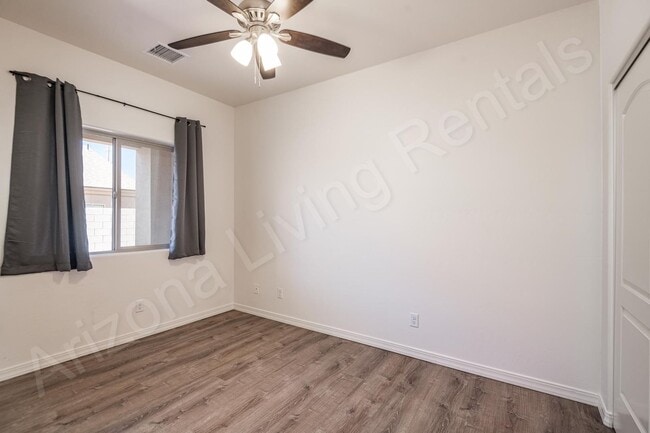 Building Photo - 3527 N Pearl St