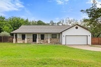 Building Photo - 1301 S Quinlan Park Rd
