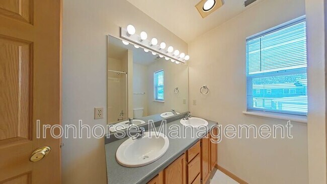 Building Photo - 2460 Wheeler Dr