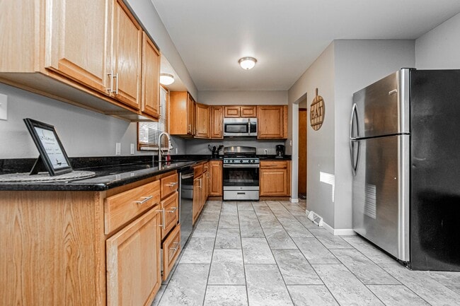 Building Photo - Please View 3D Virtual Walk-Through Before...