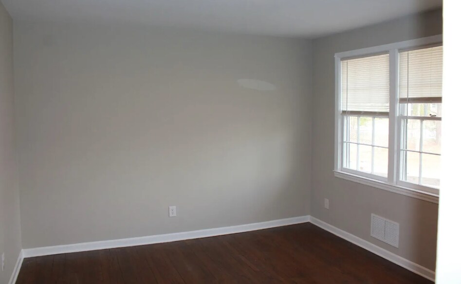 Building Photo - 335 Cinda Leigh Dr