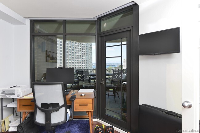 Building Photo - 500 W Harbor Dr