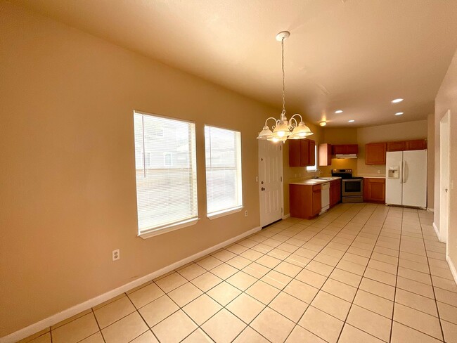 Building Photo - **APPLICATION RECEIVED** *MOVE IN SPECIAL* Spacious 3BR Two-Story Near Lackland AFB with Fenced B...