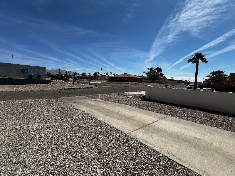 Building Photo - 261 Cottonwood Dr