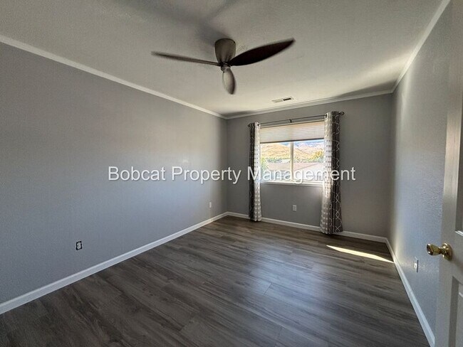 Building Photo - 3062 Doubletree Ln