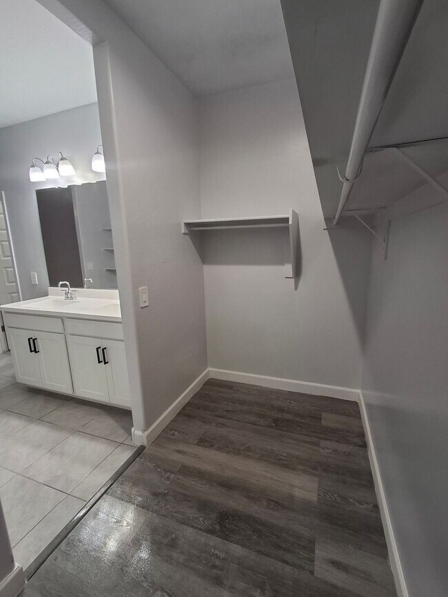 Building Photo - 36672 N Asturian Vly Wy